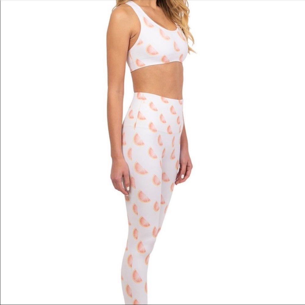 NWT Morgan Stewart Grapefruit Leggings Sz XS/S